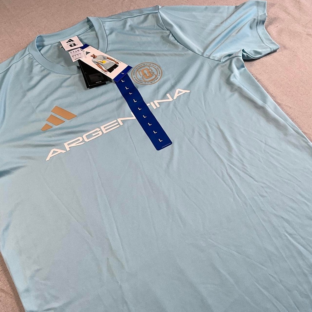 NWTs adidas FIFA World Cup 26 Argentina Lightweight Jersey Shirt (Large)